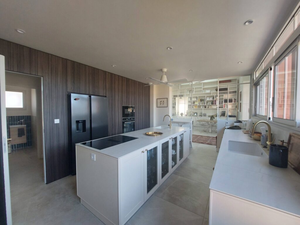 Maisons neuves 650277397 10237248461383820 6133375886816085246 n